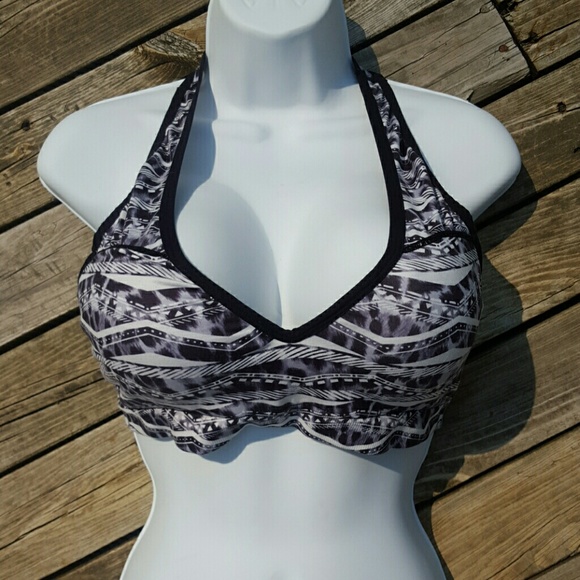 PINK Victoria's Secret sports bra