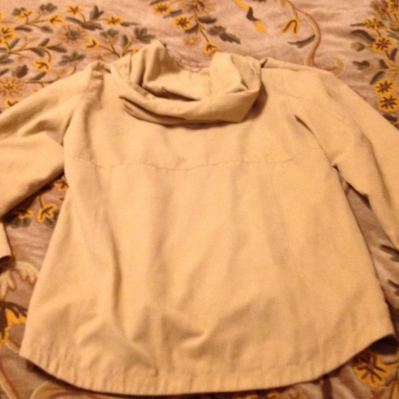 Cute suede jacket - Picture 2 of 3