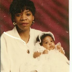 Meet your Posher, Traci