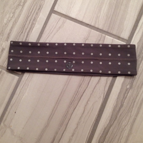 Fly away tamer headband