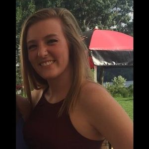 Meet your Posher, Alli