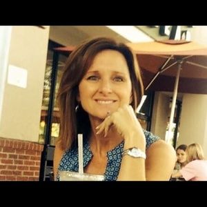 Meet your Posher, Peggy