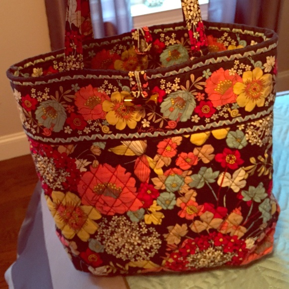Vera Bradley tote bag
