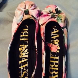 Sam & Libby Shoes - Floral Flats Sam & Libby Shoes - Floral Flats