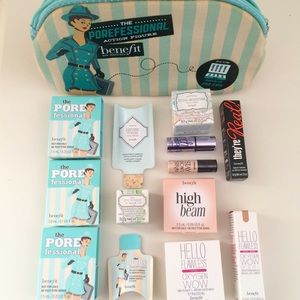 Benefit Cosmetics deluxe sizes + makeup bag 💋👛💄