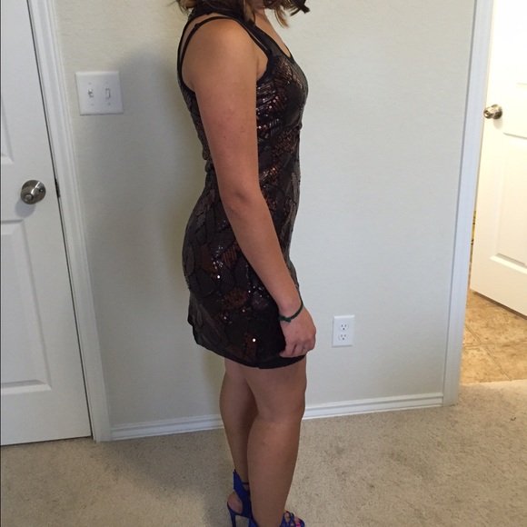 Chelsea & Violet adorable sequined dress! - Picture 3 of 4