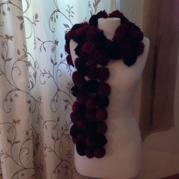 Red and black SUPER SOFT Pom-Pom scarf