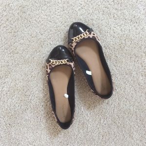 Leopard print cap-toed flats