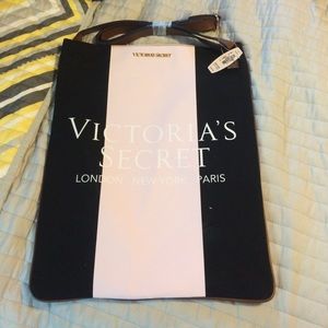 Victoria's Secret cross body bag.