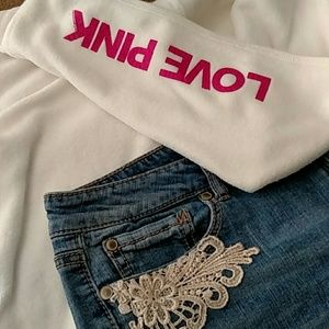 Bundle VS Hoodie & JS Shorts