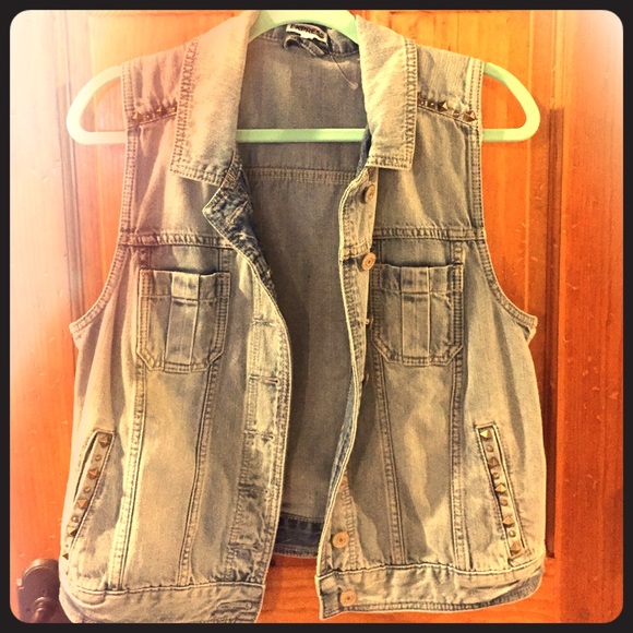 Express denim vest