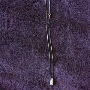 Simple and elegant necklace