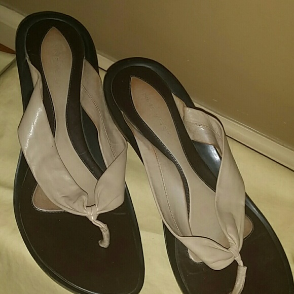 Cute thong wedges
