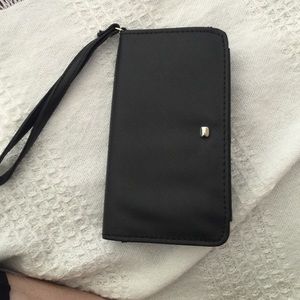 IPhone 6 (4.7") Black wristlet wallet case
