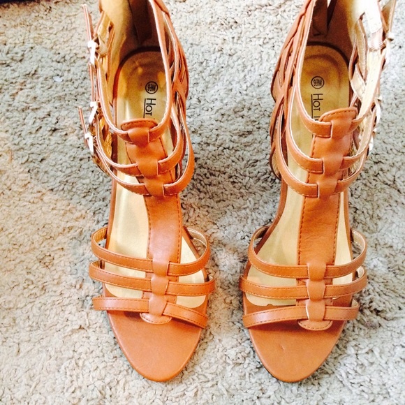 Strappy kitten heels