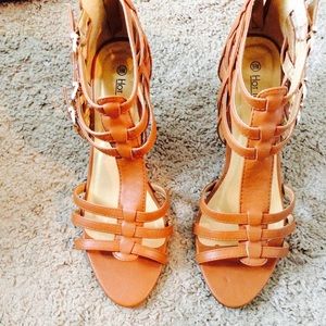 Strappy kitten heels