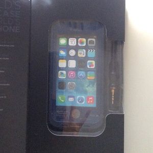 iPhone 5/5s LifeProof Frē phone case NIB