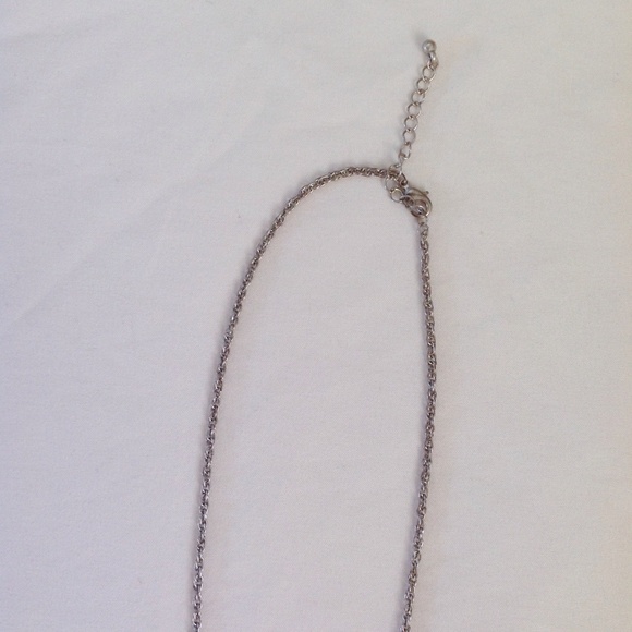 SOLD | Eiffel Tower long necklace - Picture 4 of 4