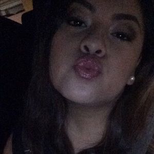 Meet your Posher, Marilyn