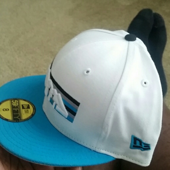 Hat - Picture 2 of 4