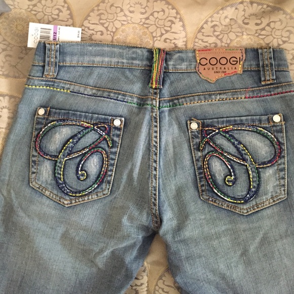 COOGI Factory Distressed Low Rise Capris 11/12 NWT - Picture 3 of 5
