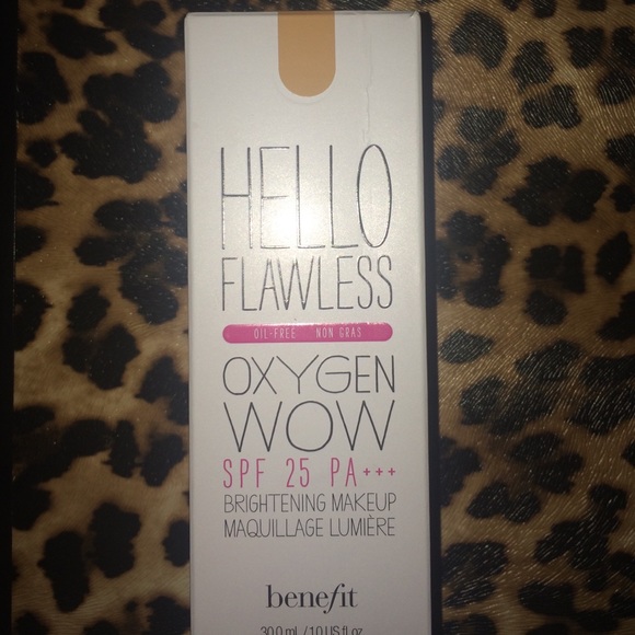 NIB Benefit Hello Flawless Oxygen Wow
