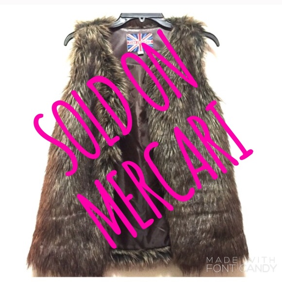 FUR VEST!!