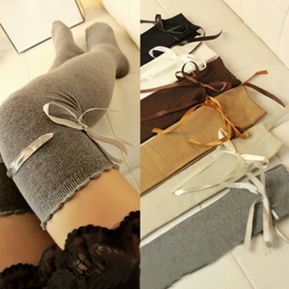 Accessories - The CARLY Knee High Socks Coffee