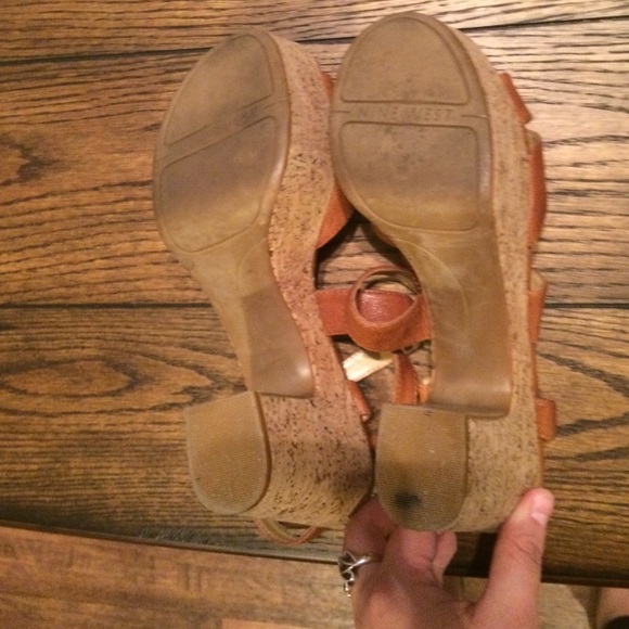 Nine West platform wedges - Picture 3 of 4