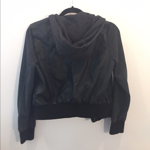 ⚡️ BOGO⚡️Faux Leather Jacket - Picture 2 of 2