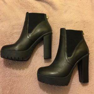 Steve Madden booties *brand new*