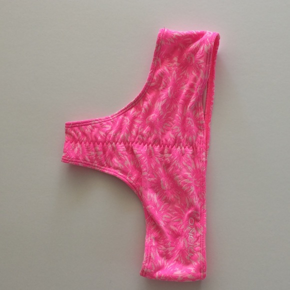 Cheeky bikini bottom - Picture 2 of 2