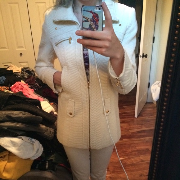 Guess coat