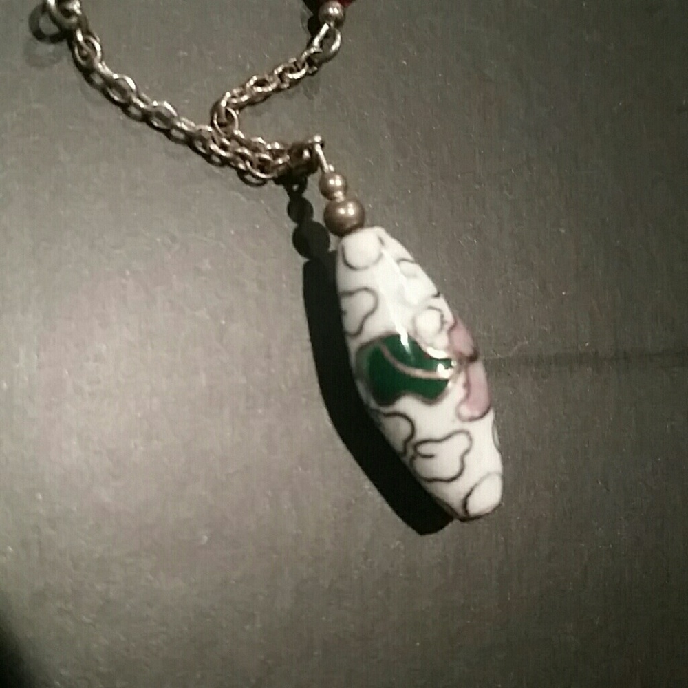 Necklace - Picture 4 of 6