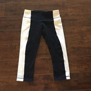 Lululemon crop size 8