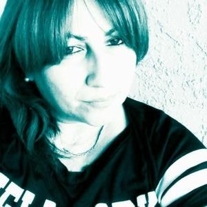 Meet your Posher, Lillian