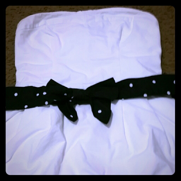 Beautiful white Hollister dress