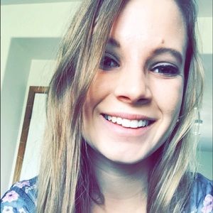 Meet your Posher, Emmaleigh