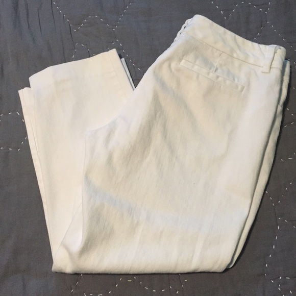 NY&Co White Capris