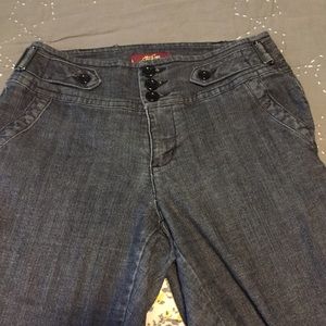 High Waist Stretch Jeans