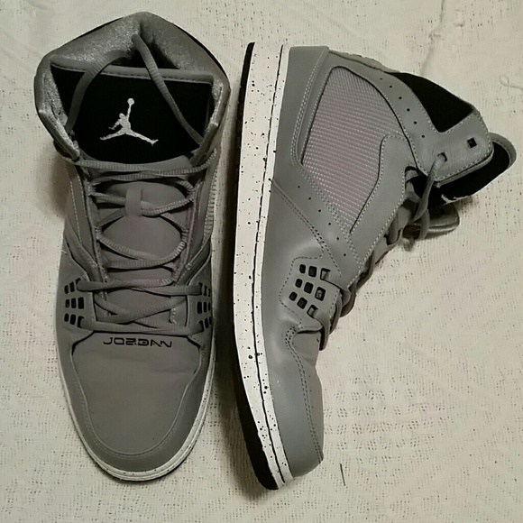 Jordans - Picture 4 of 4