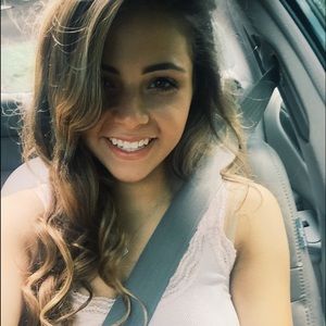 Meet your Posher, Kelsie