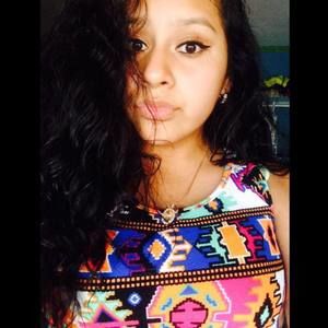 Meet your Posher, Karina