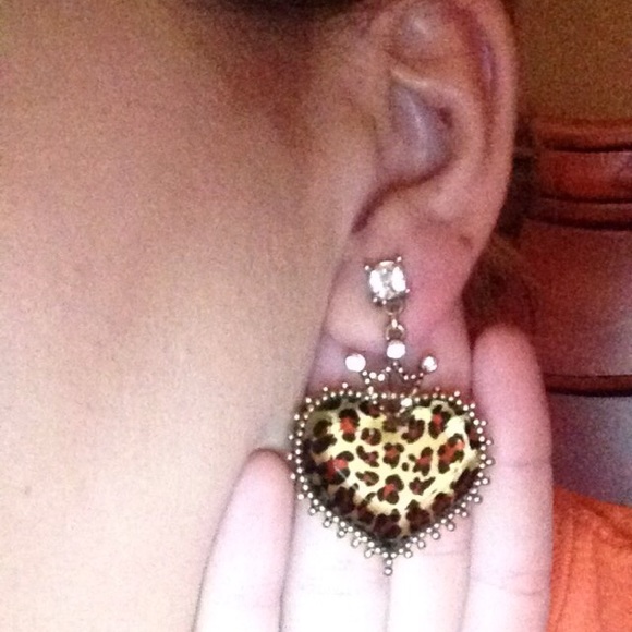 Earring and necklace