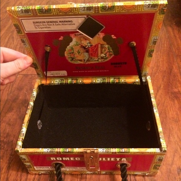 👻SOLD👻 - Picture 3 of 3