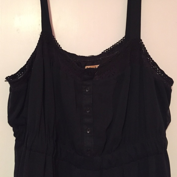 SOLD- FLASH SALE⚡Mudd Black Chiffon Dress - Picture 3 of 4