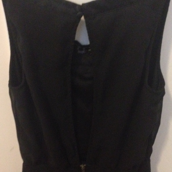 Open-back mini LBD! - Picture 4 of 4