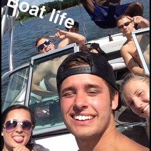 Meet your Posher, Bradley