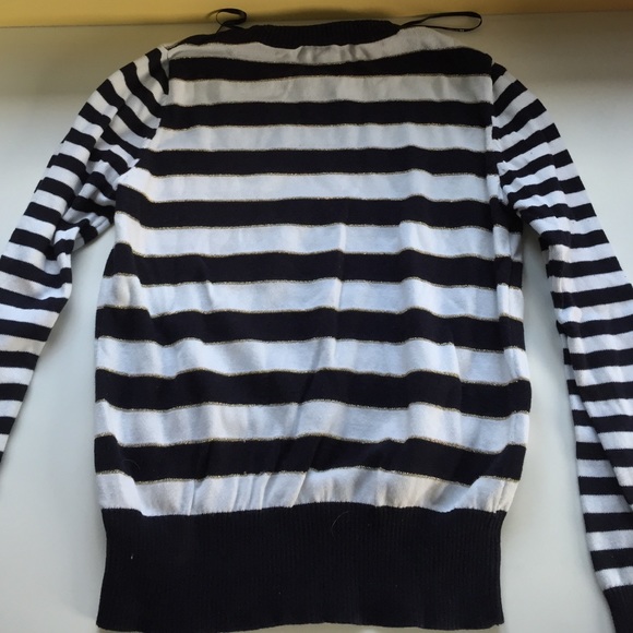 Sweater - Picture 2 of 3