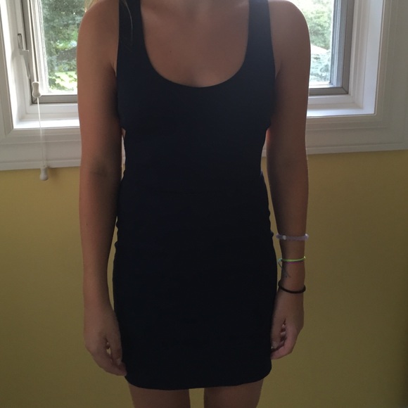 dress - Picture 4 of 4